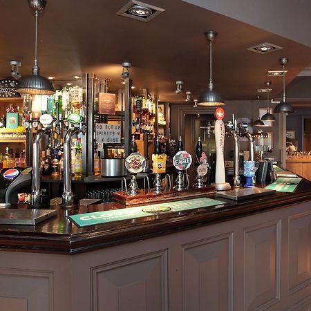 Bear Inn, Somerset By Marston'S Inns ストリート エクステリア 写真
