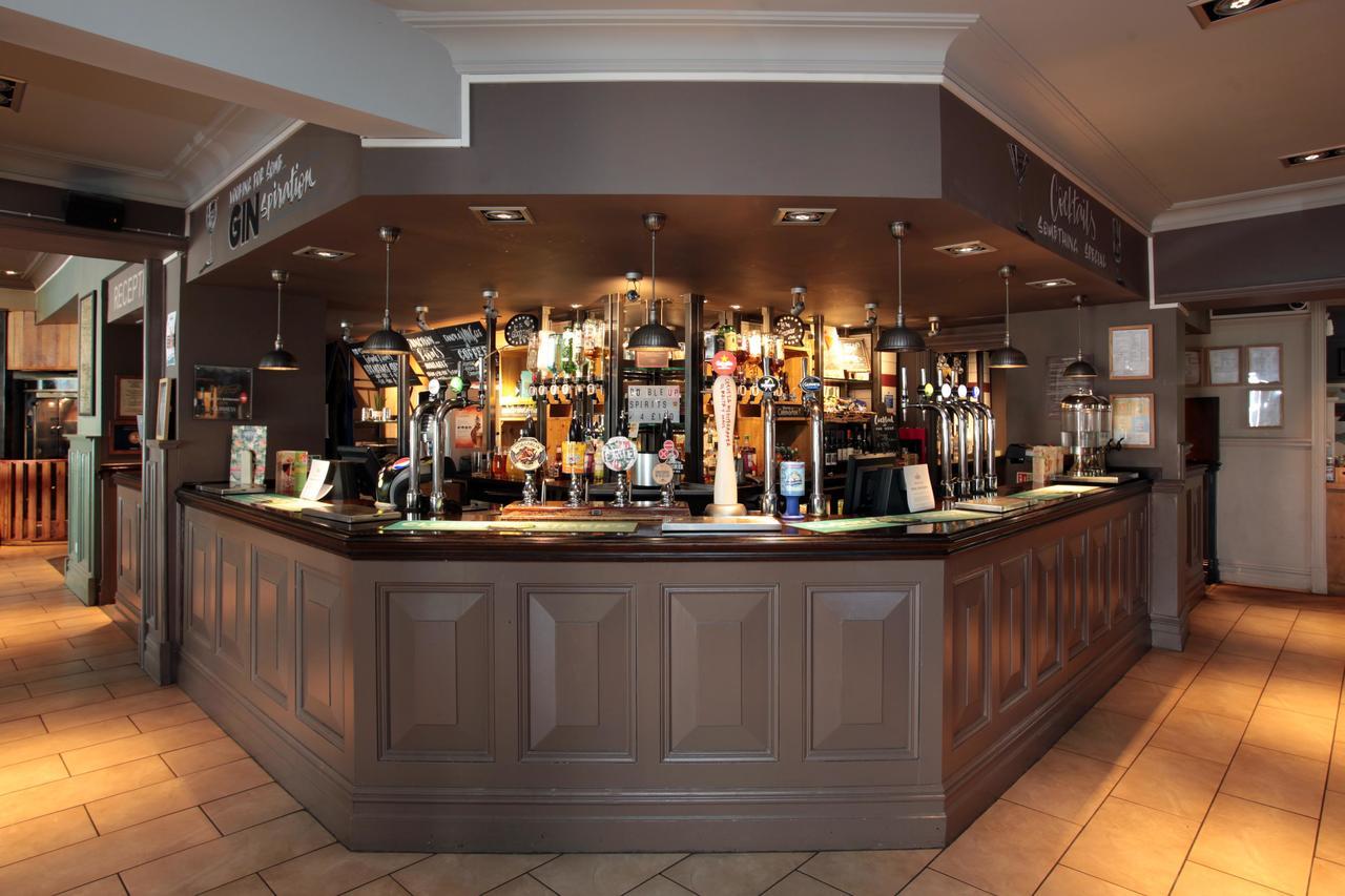 Bear Inn, Somerset By Marston'S Inns ストリート エクステリア 写真