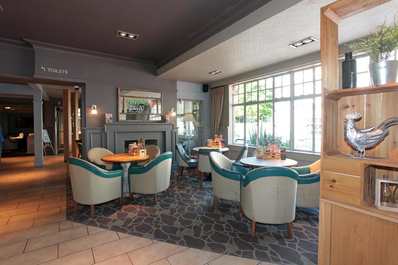 Bear Inn, Somerset By Marston'S Inns ストリート エクステリア 写真
